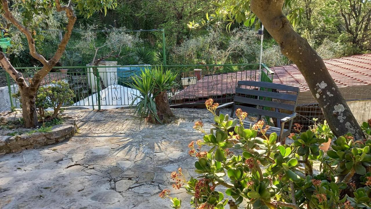 Casa Vacanze Alfano 阿谢亚 外观 照片